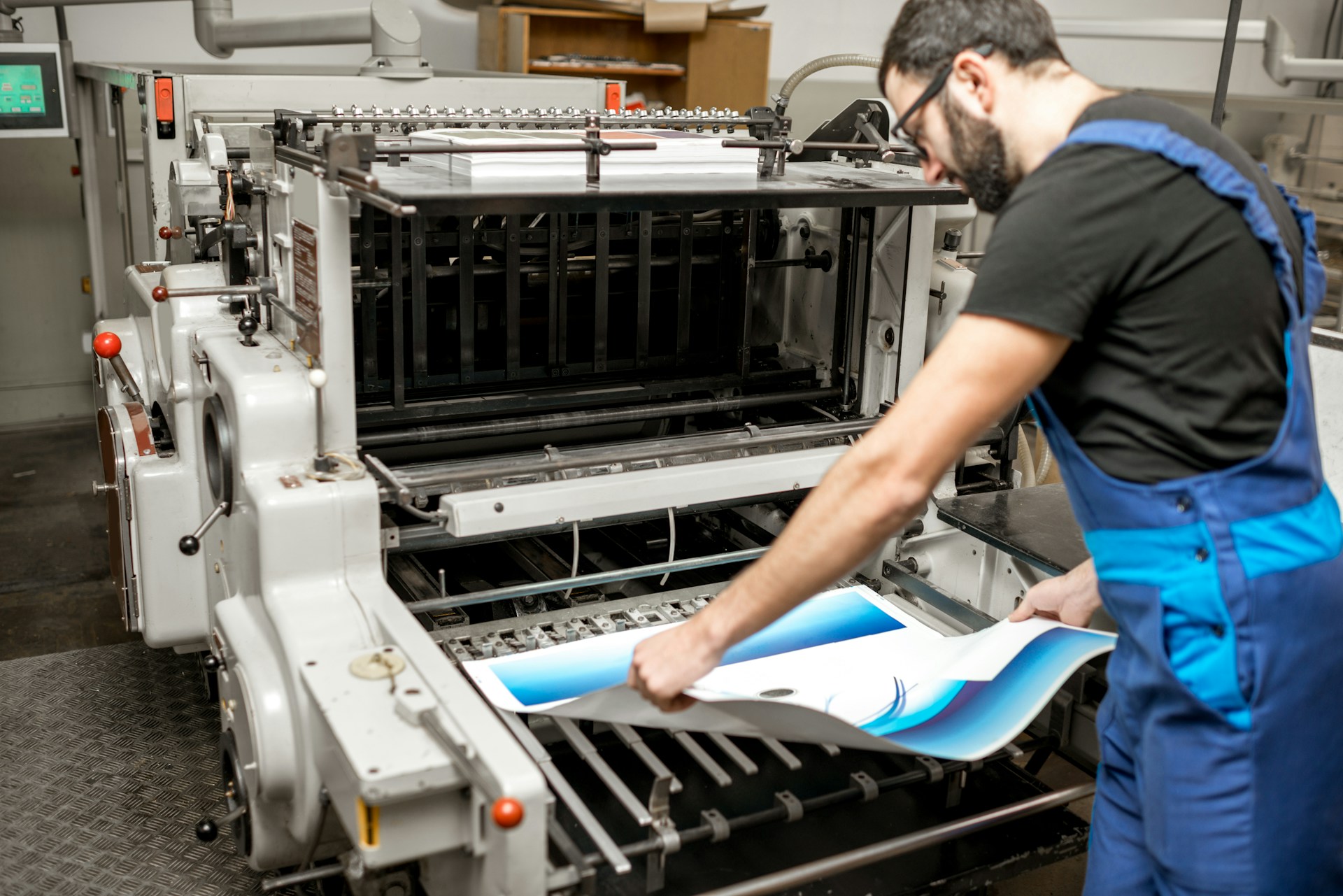 How to Choose a Printing Service: Insights from Mail Processing Associates